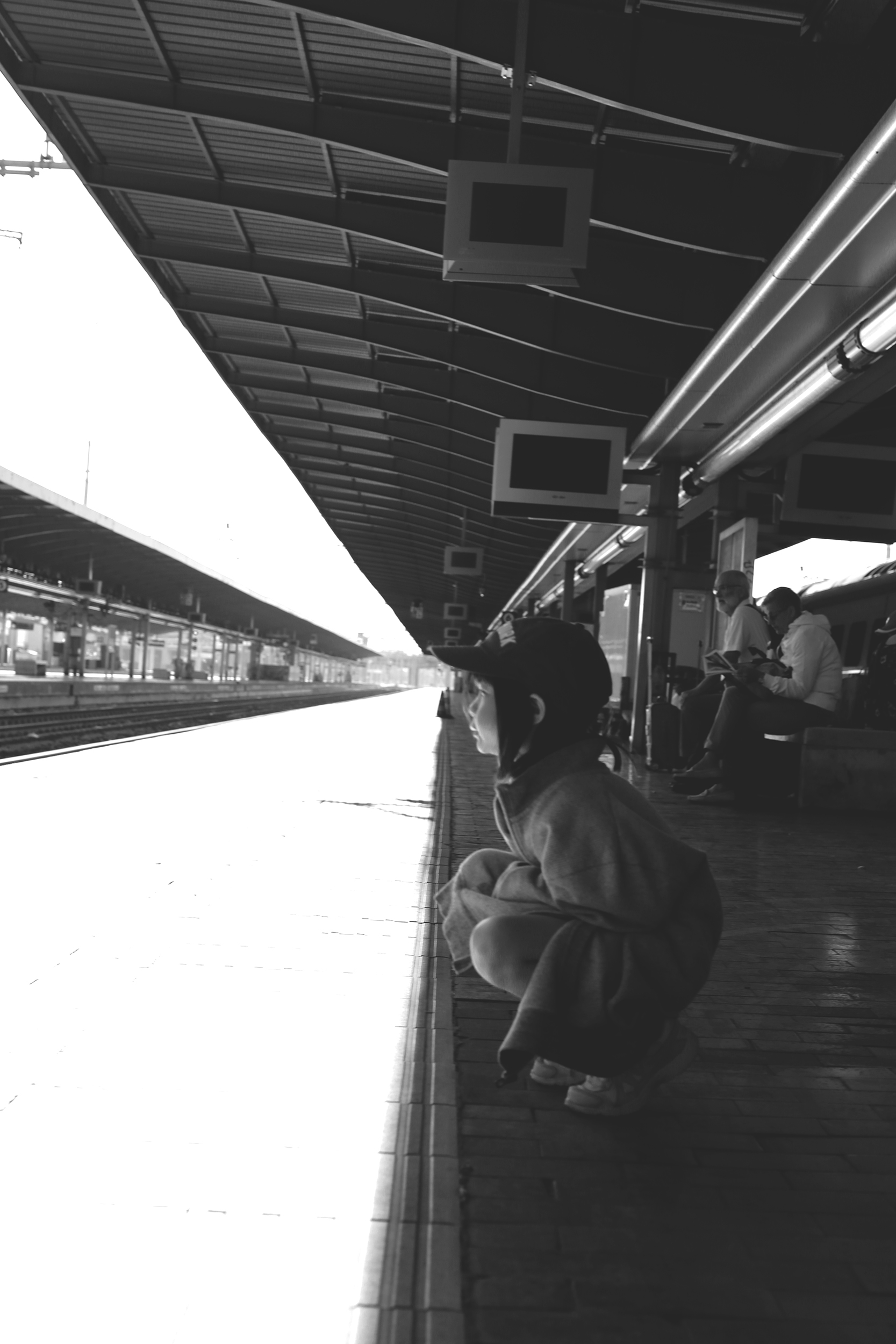 Little Watcher at the Rails